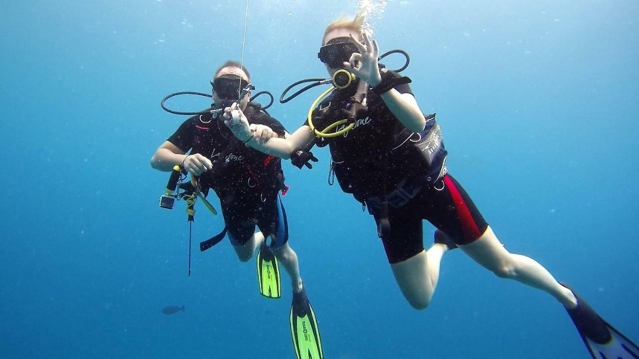 Equatorial Divers Lodge Feydhoo Exterior foto